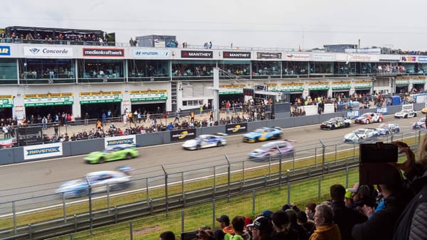 ED24 phần 5: xem giải đua Nurburgring 24hours ... ngắn nhất trong lịch sử 😣